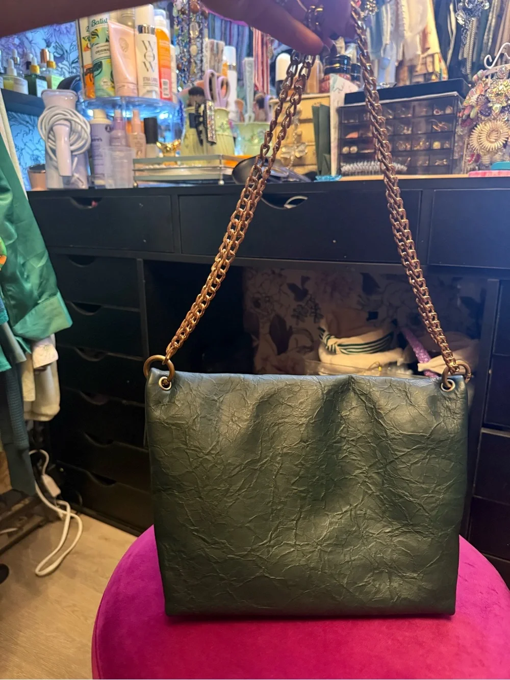 Anthropologie Dark Green Fold-Over Crossbody with Gold Chain Strap - Picture 3 of 11